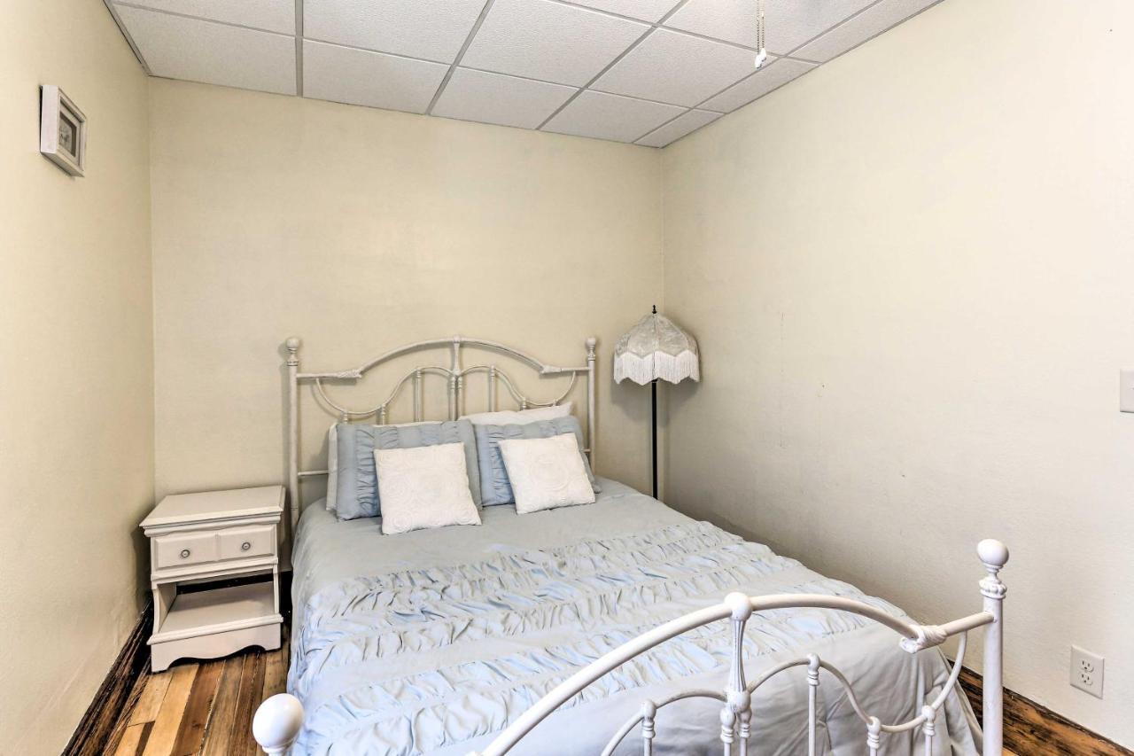 Custer Apt In Heart Of Town Shop, Dine, Hike 외부 사진