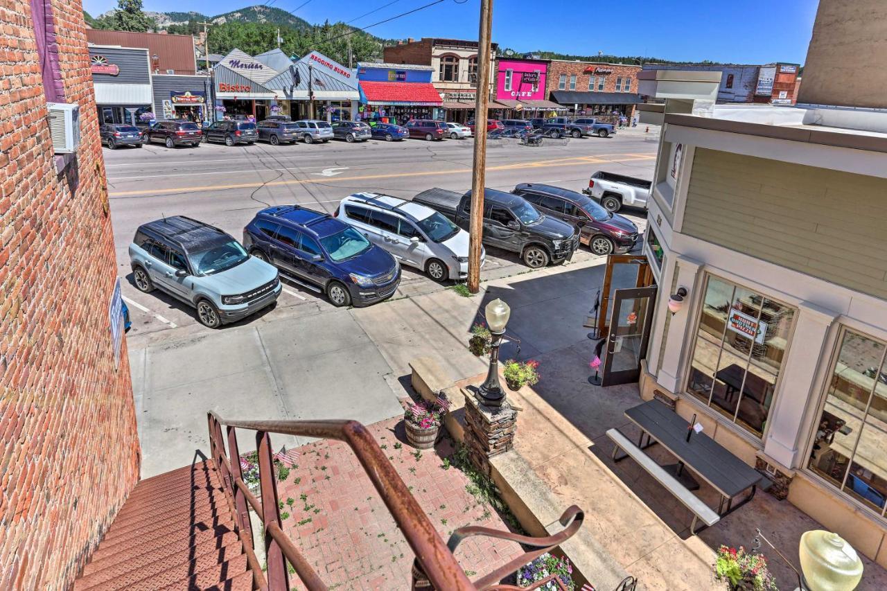 Custer Apt In Heart Of Town Shop, Dine, Hike 외부 사진