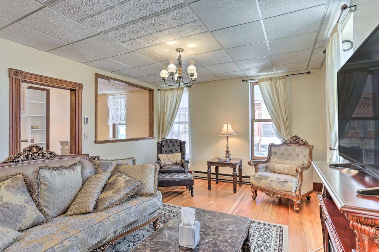 Custer Apt In Heart Of Town Shop, Dine, Hike 외부 사진
