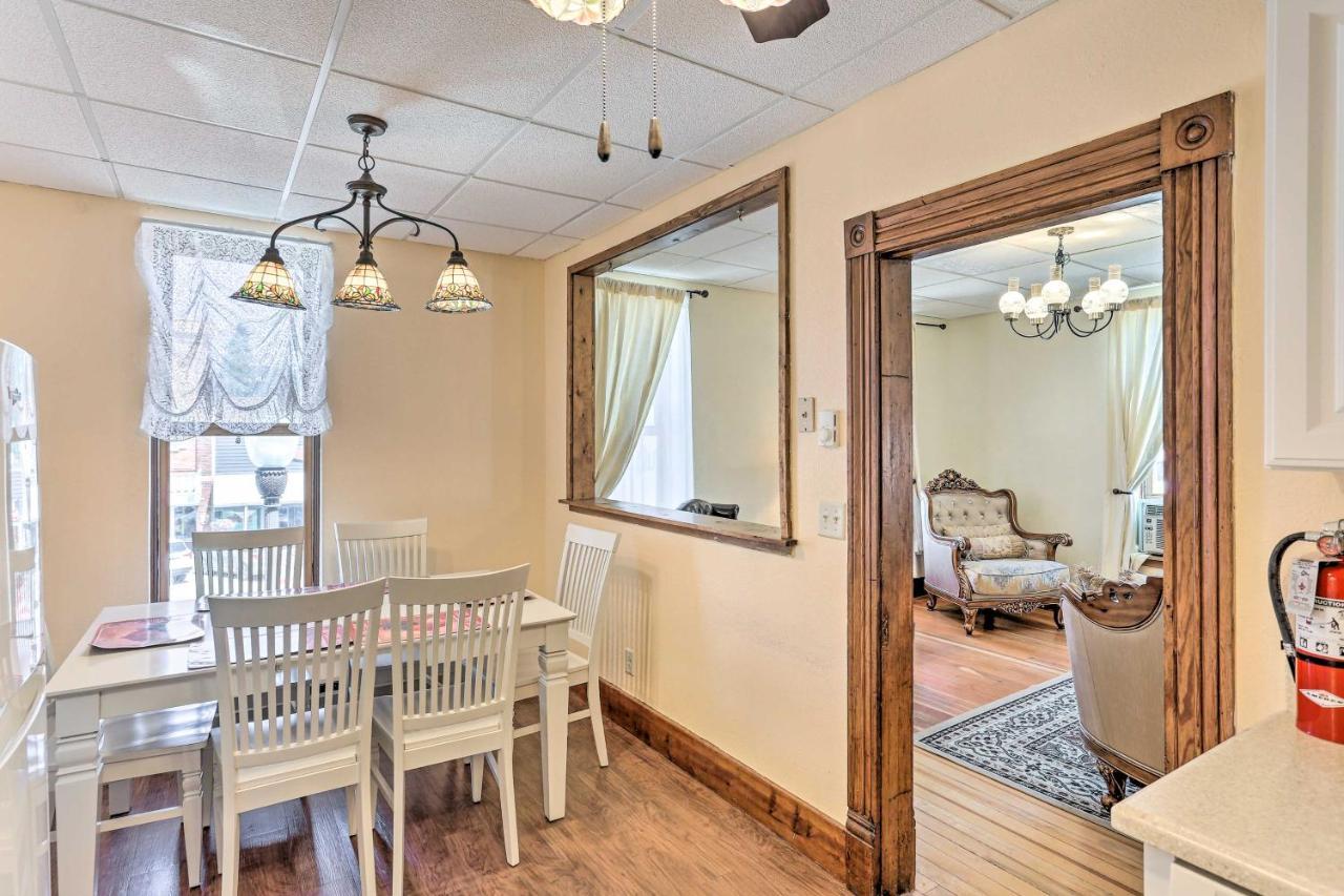 Custer Apt In Heart Of Town Shop, Dine, Hike 외부 사진