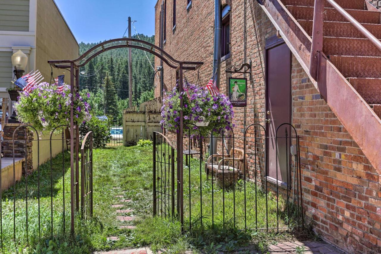 Custer Apt In Heart Of Town Shop, Dine, Hike 외부 사진